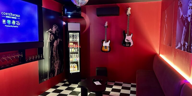 Room Pop-Rock Show